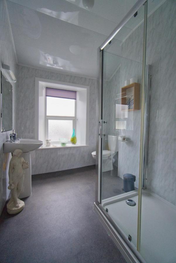 Glan Y Mor Hotel (Adults Only) Ландъндо Екстериор снимка