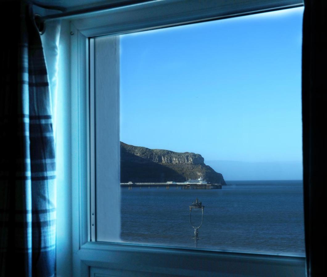 Glan Y Mor Hotel (Adults Only) Ландъндо Екстериор снимка
