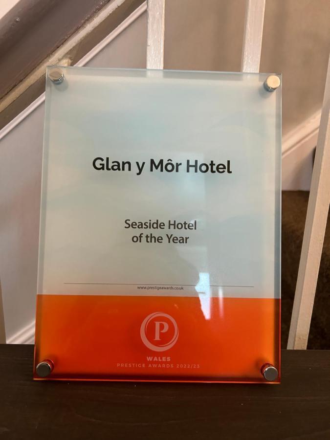 Glan Y Mor Hotel (Adults Only) Ландъндо Екстериор снимка